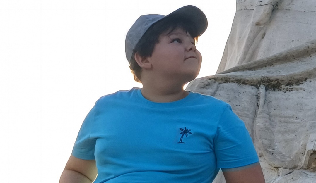 Ádám leukémiával küzd, édesapját elvesztette!