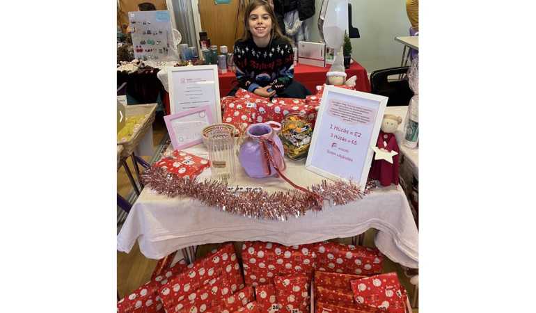 Példaértékű segítség a 9 éves Larától