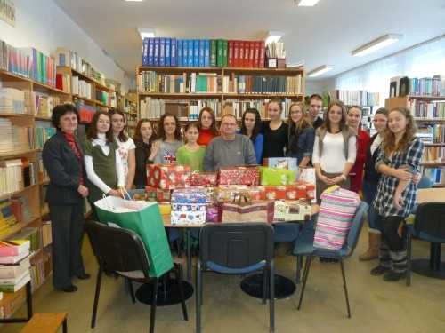 Báthory István Gimnázium és Szakközépiskola adománya 2012 Karácsonyra