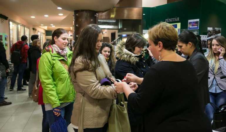 Egyetemisták jótékonysági rendezvényei a beteg gyermekekért