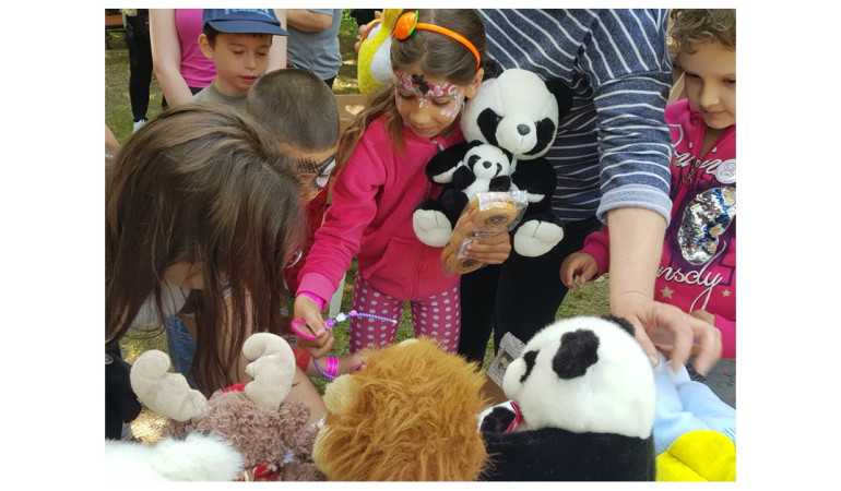 1 995 000.-Ft támogatással kívánunk Boldog Gyermeknapot!