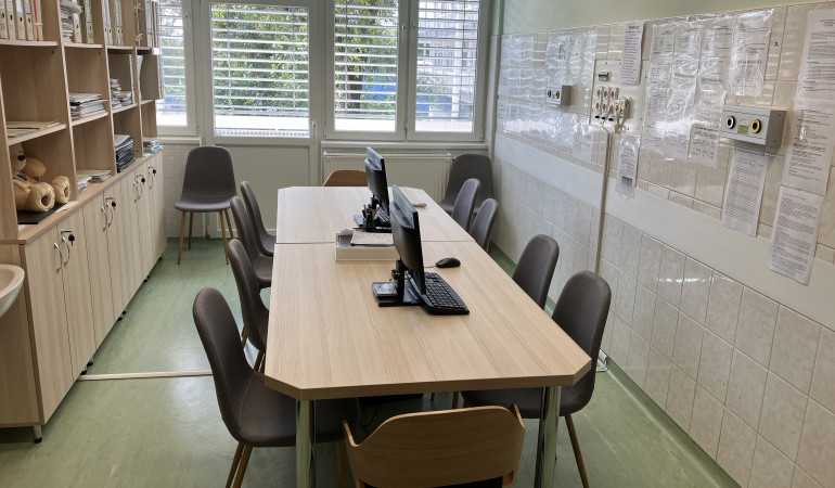 Nővéröltöző és konzultációs szoba kialakítása Miskolcon