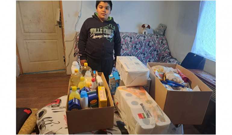 Élelmiszer vásárlással segítettünk, István és családjának