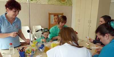 Kedves kis tyúkocskák és pamacs pipik