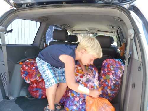 SEGÍTŐ KUPAKOK PATRIKNAK!