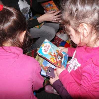 Eljutottak a beteg gyermekekhez a szeretet ajándékai - alapítvány, adó 1%, támogatás