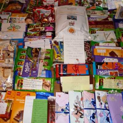 Érkeznek a „cipős doboznyi szeretet” ajándékai és a csokoládék 2014 - alapítvány, adó 1%, támogatás