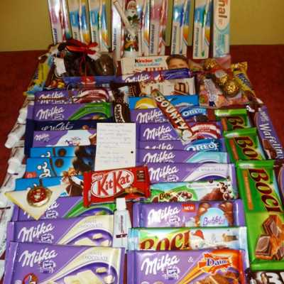 Érkeznek a „cipős doboznyi szeretet” ajándékai és a csokoládék 2014 - alapítvány, adó 1%, támogatás