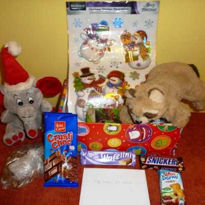 Érkeznek a „cipős doboznyi szeretet” ajándékai és a csokoládék 2014 - alapítvány, adó 1%, támogatás