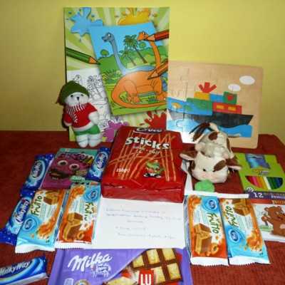 Érkeznek a „cipős doboznyi szeretet” ajándékai és a csokoládék 2014 - alapítvány, adó 1%, támogatás