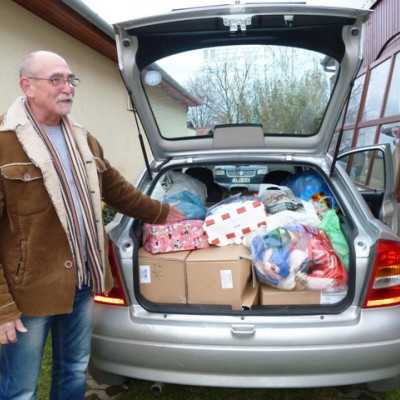 Érkeznek a „cipős doboznyi szeretet” ajándékai és a csokoládék 2014 - alapítvány, adó 1%, támogatás