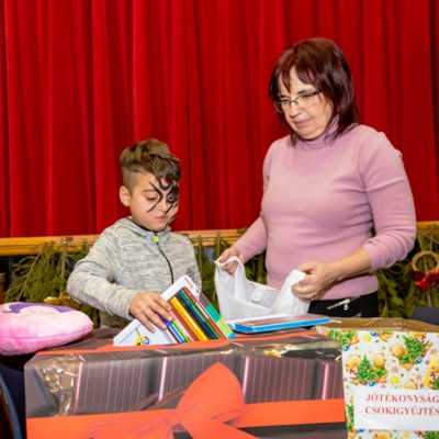 Decemberi ajándékozás 2019. - adó, 1%, alapítvány, támogatás