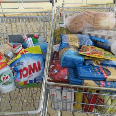 Karácsony előtti nagybevásárlás öt család részére - alapítvány, adó 1%, támogatás