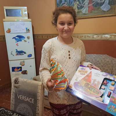 Karácsonyra szánt ajándékok megérkeztek a daganattal küzdő gyermekek számára - alapítvány, adó 1%, támogatás