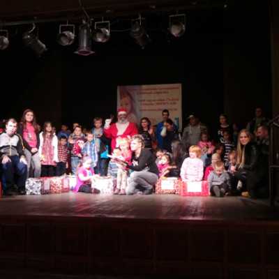 Eljutottak a beteg gyermekekhez a szeretet ajándékai - alapítvány, adó 1%, támogatás