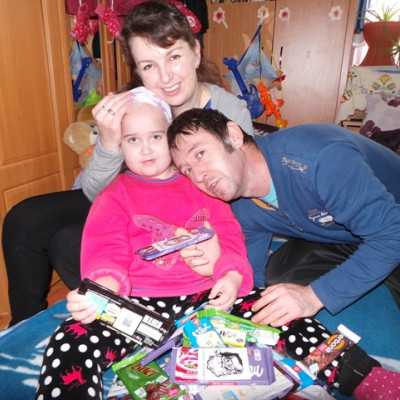 Eljutottak a beteg gyermekekhez a szeretet ajándékai - alapítvány, adó 1%, támogatás