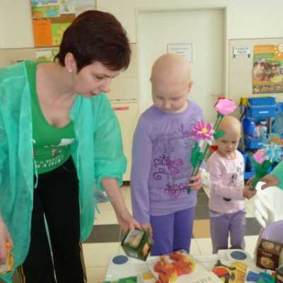 A Creatoys Kft. csodálatos játékait is átadtuk az anyáknapjára készülõdve! - adó, 1%, alapítvány, támogatás