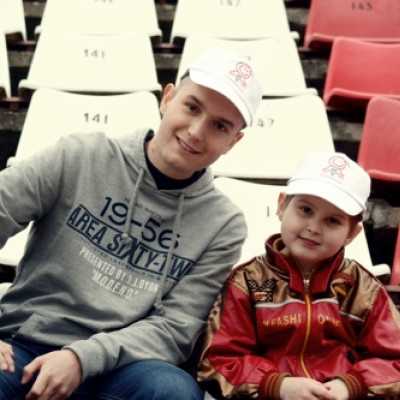 A DVSC-TEVA magabiztosan, 4-1-re legyõzte a Bp. Honvéd együttesét. - adó, 1%, alapítvány, támogatás