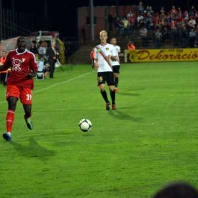 A DVSC-TEVA magabiztosan, 4-1-re legyõzte a Bp. Honvéd együttesét. - adó, 1%, alapítvány, támogatás