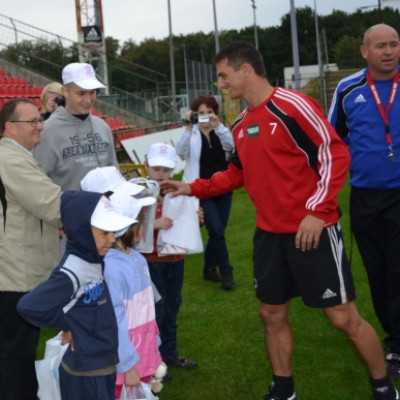 A DVSC-TEVA magabiztosan, 4-1-re legyõzte a Bp. Honvéd együttesét. - adó, 1%, alapítvány, támogatás