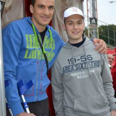 A DVSC-TEVA magabiztosan, 4-1-re legyõzte a Bp. Honvéd együttesét. - adó, 1%, alapítvány, támogatás