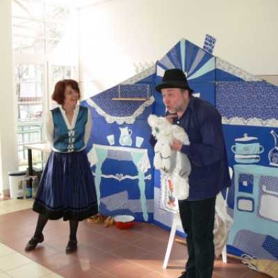 A hódmezõvásárhelyi Cibere Meseszínház vendégjátékával kedveskedtünk a gyerekeknek. - adó, 1%, alapítvány, támogatás