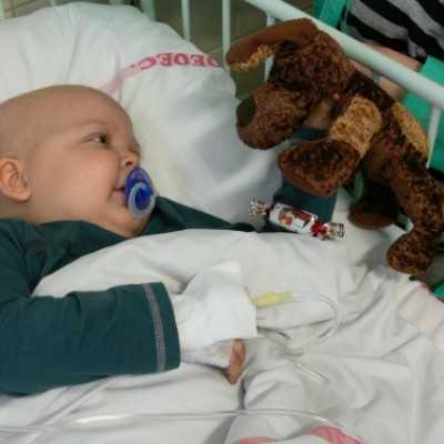 A hódmezõvásárhelyi Cibere Meseszínház vendégjátékával kedveskedtünk a gyerekeknek. - adó, 1%, alapítvány, támogatás