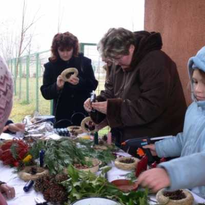 A Magyar Posta Zrt. 2.000.000,- forintos adományának átadása Nagykarácsonyban - adó, 1%, alapítvány, támogatás