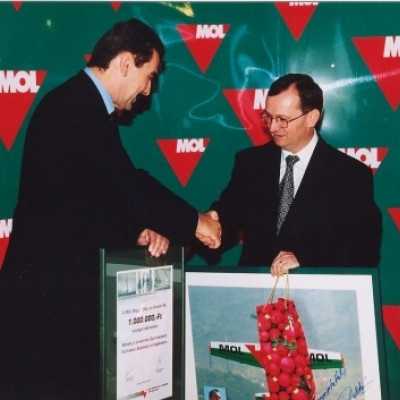 Adományozók - adó, 1%, alapítvány, támogatás