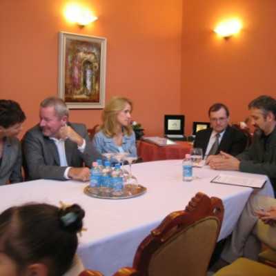 Adományozók elismerése Herendi ajándékkal - adó, 1%, alapítvány, támogatás