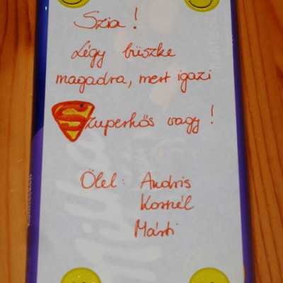 Érkeznek a „cipősdoboznyi szeretet” ajándékai és a csokoládék 2016 - alapítvány, adó 1%, támogatás