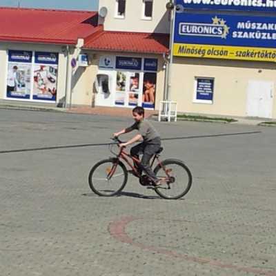 Attila már sikeresen leküzdötte a betegséget - adó, 1%, alapítvány, támogatás