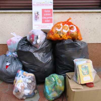 Érkeznek a „cipősdoboznyi szeretet” ajándékai és a csokoládék 2017 - alapítvány, adó 1%, támogatás