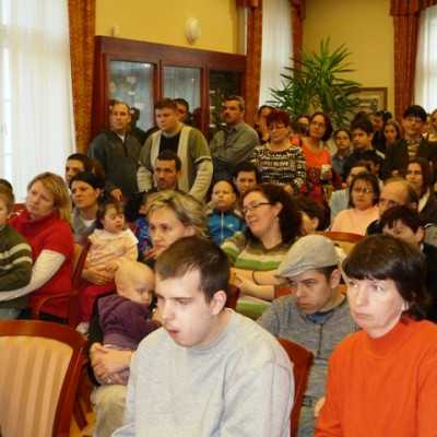 Az összefogás Karácsonya a leukémiás és daganatos beteg gyermekekért - alapítvány, adó 1%, támogatás