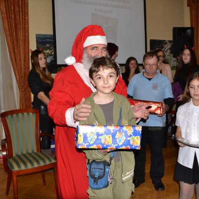 Az összefogás Karácsonya a leukémiás és daganatos beteg gyermekekért - alapítvány, adó 1%, támogatás