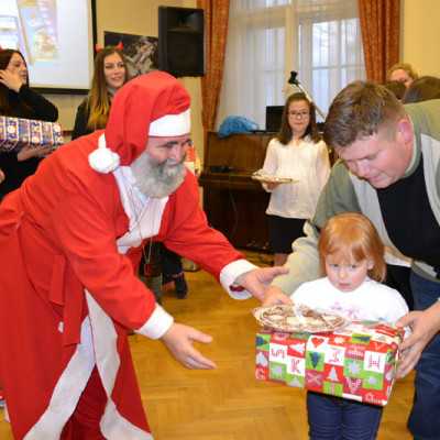 Az összefogás Karácsonya a leukémiás és daganatos beteg gyermekekért - alapítvány, adó 1%, támogatás