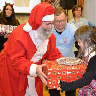 Az összefogás Karácsonya a leukémiás és daganatos beteg gyermekekért - alapítvány, adó 1%, támogatás