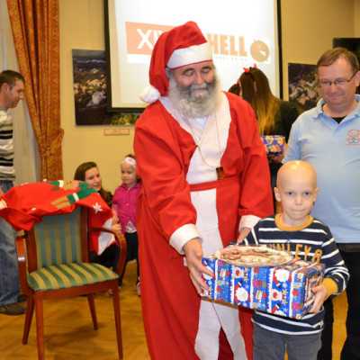 Az összefogás Karácsonya a leukémiás és daganatos beteg gyermekekért - alapítvány, adó 1%, támogatás