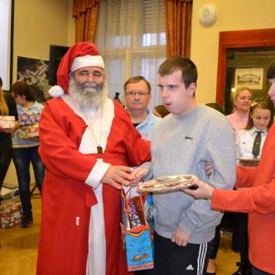 Az összefogás Karácsonya a leukémiás és daganatos beteg gyermekekért - alapítvány, adó 1%, támogatás