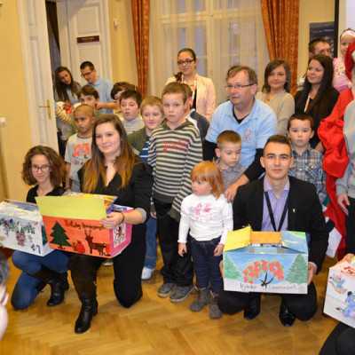 Az összefogás Karácsonya a leukémiás és daganatos beteg gyermekekért - alapítvány, adó 1%, támogatás