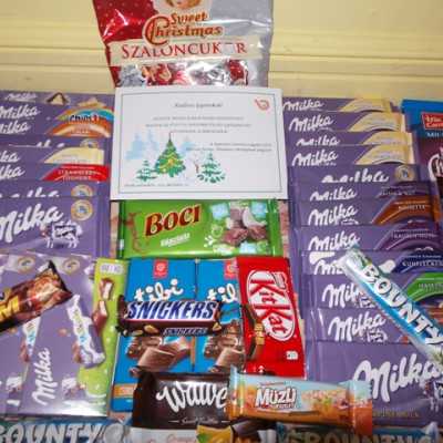Érkeznek a „cipős doboznyi szeretet” ajándékai és a csokoládék 2015 - alapítvány, adó 1%, támogatás