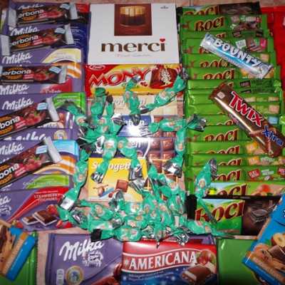 Érkeznek a „cipős doboznyi szeretet” ajándékai és a csokoládék 2015 - alapítvány, adó 1%, támogatás