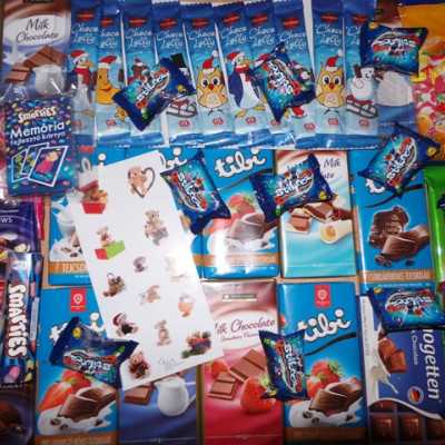 Érkeznek a „cipős doboznyi szeretet” ajándékai és a csokoládék 2015 - alapítvány, adó 1%, támogatás