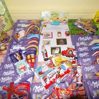 Érkeznek a „cipős doboznyi szeretet” ajándékai és a csokoládék 2015 - alapítvány, adó 1%, támogatás