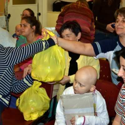 Cibere Meseszínház elõadása a leukémiás és daganatos beteg gyermekeknek - adó, 1%, alapítvány, támogatás