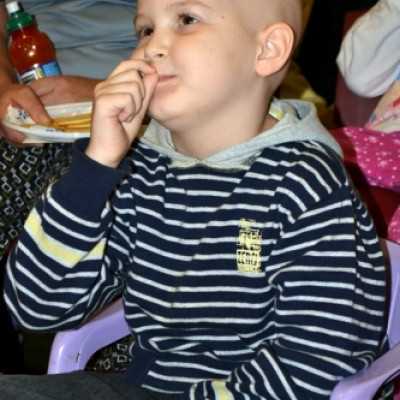 Cibere Meseszínház elõadása a leukémiás és daganatos beteg gyermekeknek - adó, 1%, alapítvány, támogatás