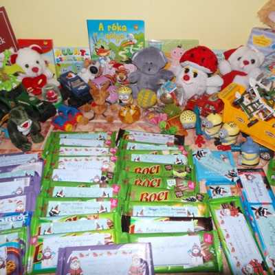 Érkeznek a „cipős doboznyi szeretet” ajándékai és a csokoládék 2015 - alapítvány, adó 1%, támogatás