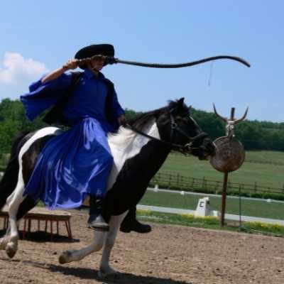 Családok kirándulása a Lázár Lovasparkba - adó, 1%, alapítvány, támogatás