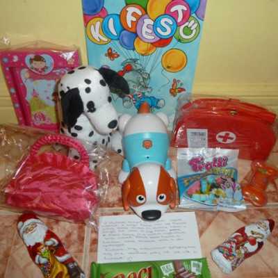 Érkeznek a „cipősdoboznyi szeretet” ajándékai és a csokoládék 2016 - alapítvány, adó 1%, támogatás