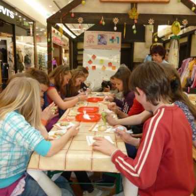 Csokoládét gyűjtünk mézeskalács díszítéssel egybekötve a Debreceni Fórumban! - adó, 1%, alapítvány, támogatás